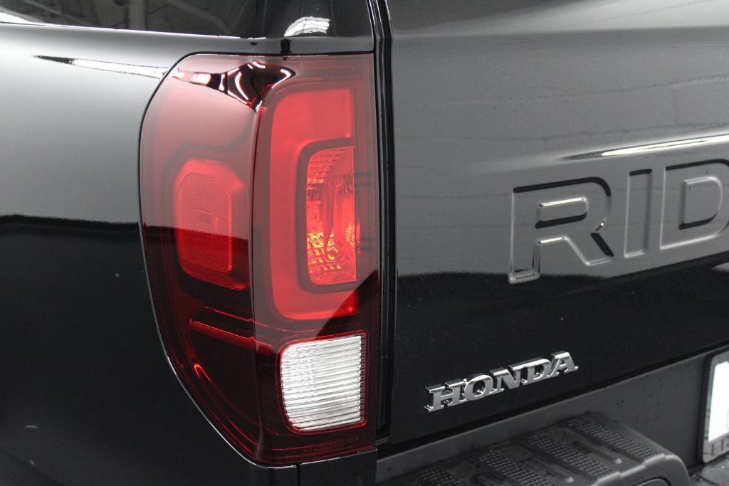 new 2025 Honda Ridgeline car, priced at $42,372