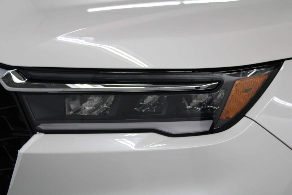 new 2025 Honda Pilot car, priced at $49,395
