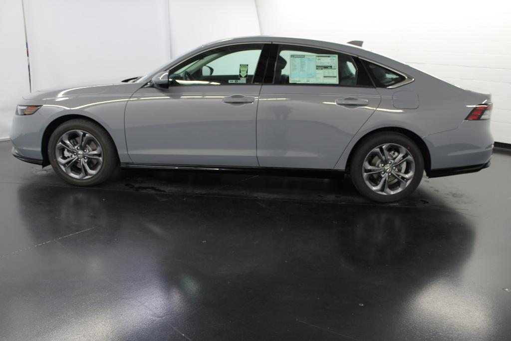new 2025 Honda Accord Hybrid car, priced at $35,285