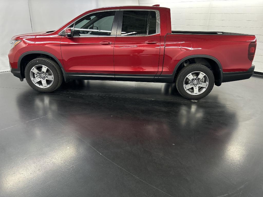 new 2025 Honda Ridgeline car, priced at $42,799