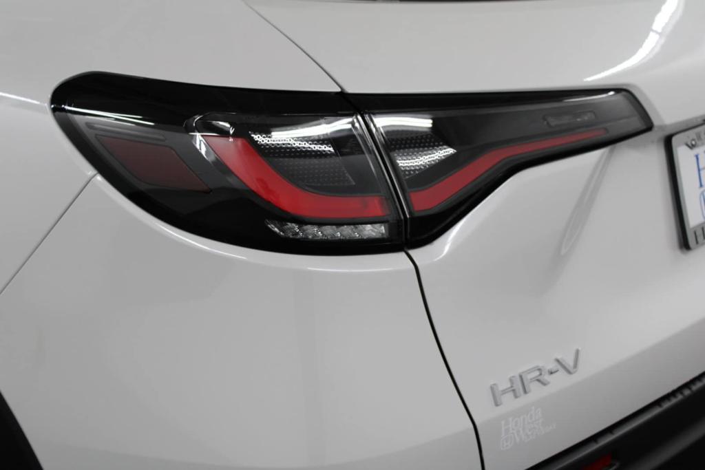 new 2025 Honda HR-V car, priced at $29,559