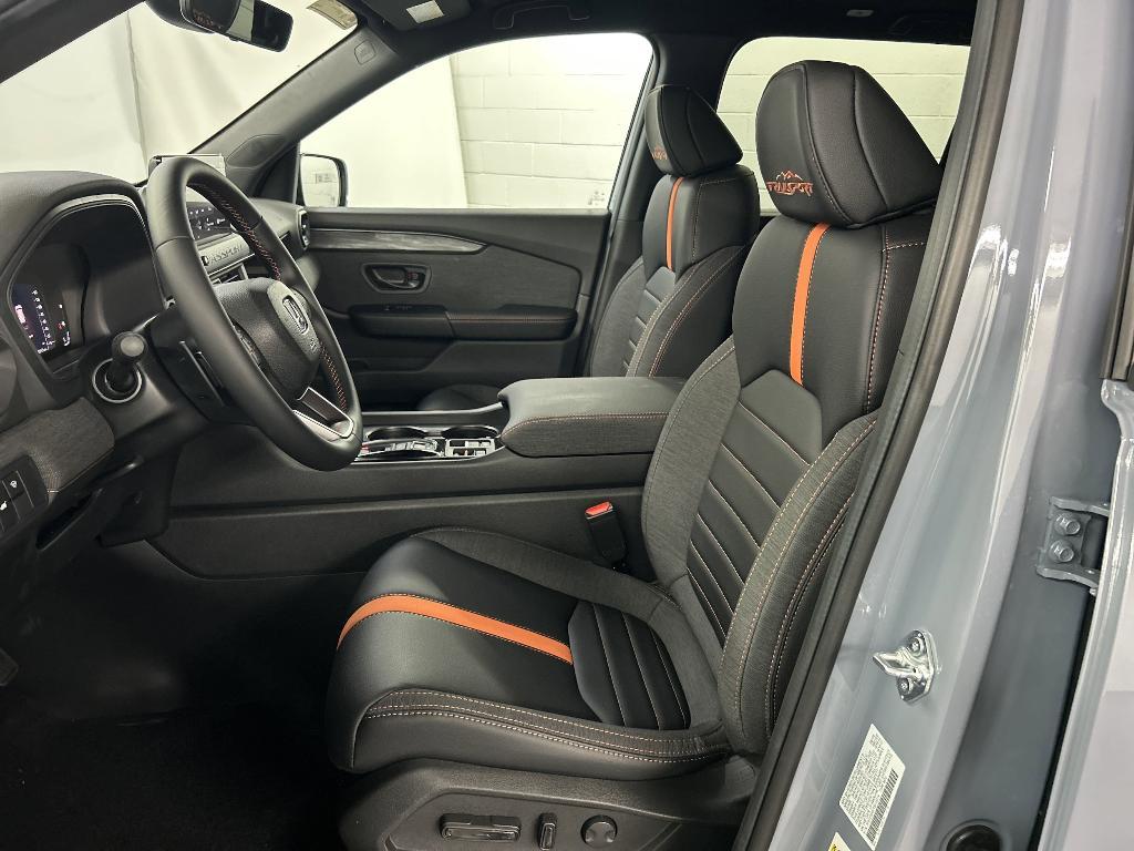 new 2026 Honda Passport car, priced at $50,355