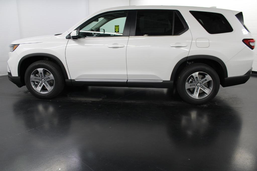 new 2025 Honda Pilot car, priced at $42,829