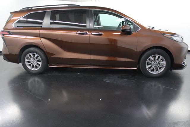 used 2022 Toyota Sienna car, priced at $41,597