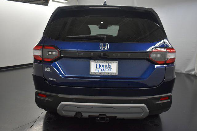 new 2025 Honda Pilot car, priced at $46,934