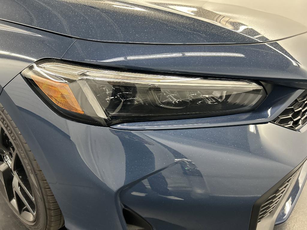 new 2026 Honda Civic Hybrid car, priced at $30,900