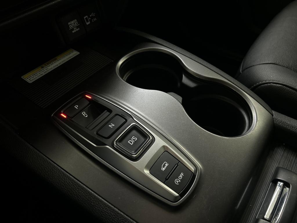 used 2022 Honda Pilot car, priced at $31,999