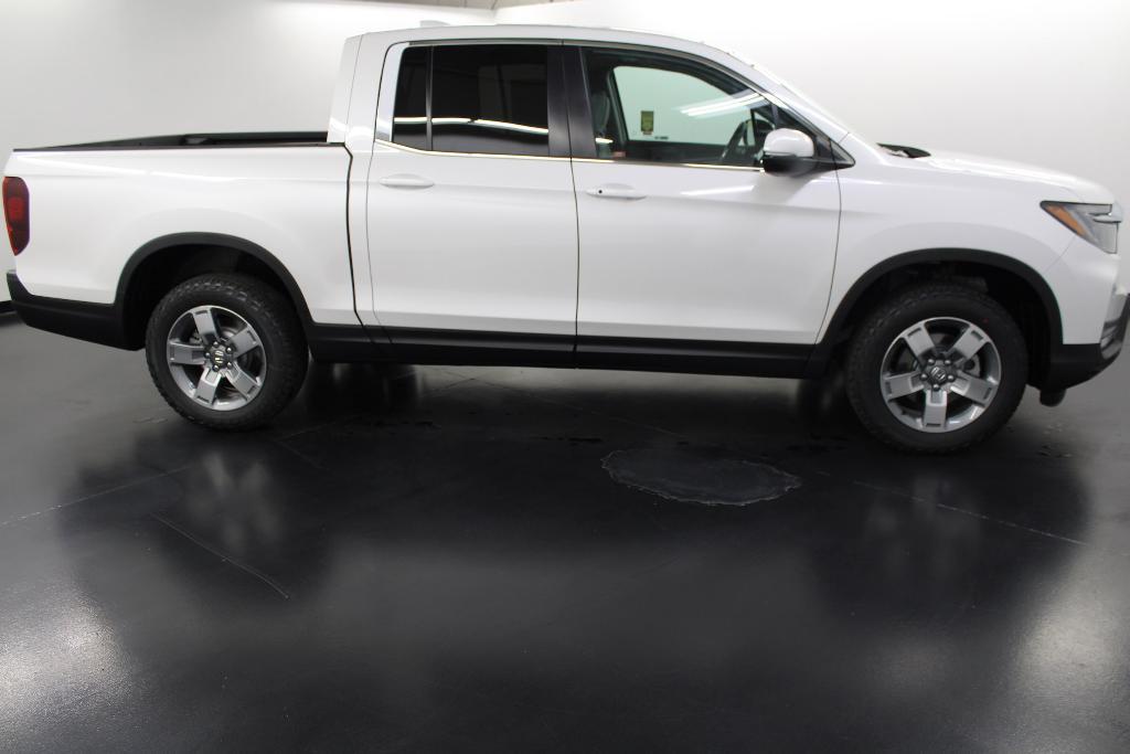 new 2025 Honda Ridgeline car, priced at $42,624