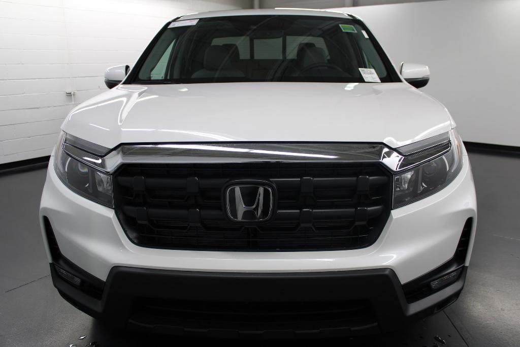 new 2025 Honda Ridgeline car, priced at $42,624