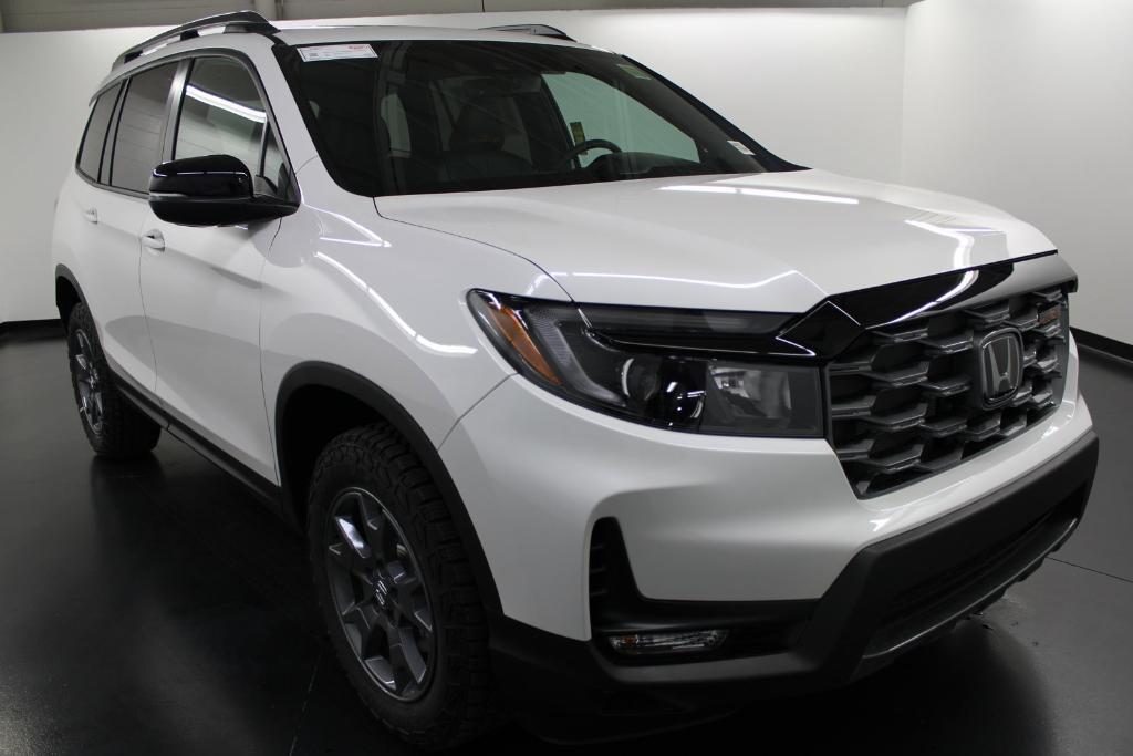 new 2025 Honda Passport car, priced at $46,819