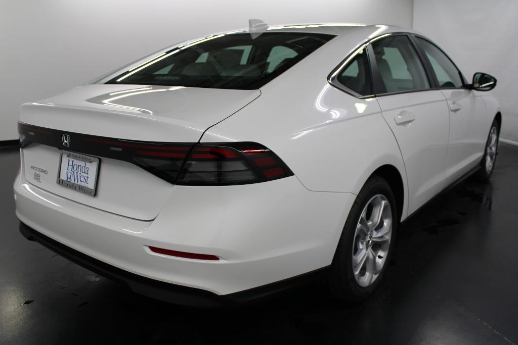 new 2025 Honda Accord car, priced at $28,824