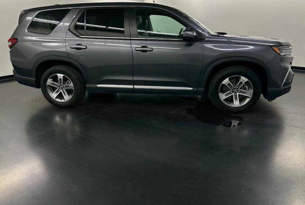 used 2024 Honda Pilot car, priced at $34,997