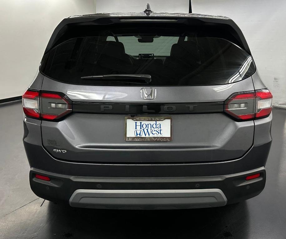 used 2024 Honda Pilot car, priced at $34,997