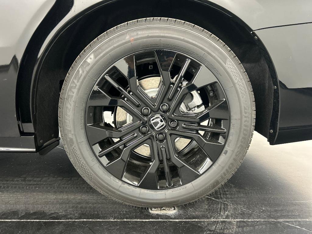 new 2026 Honda Odyssey car, priced at $45,390