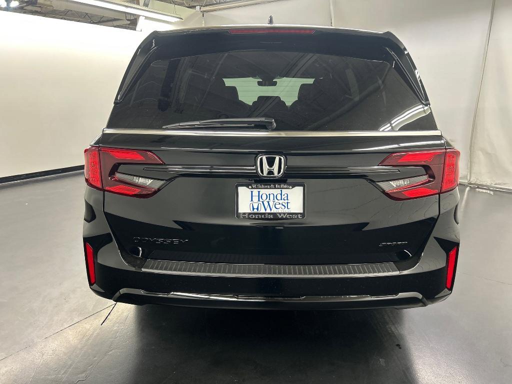 new 2026 Honda Odyssey car, priced at $45,390