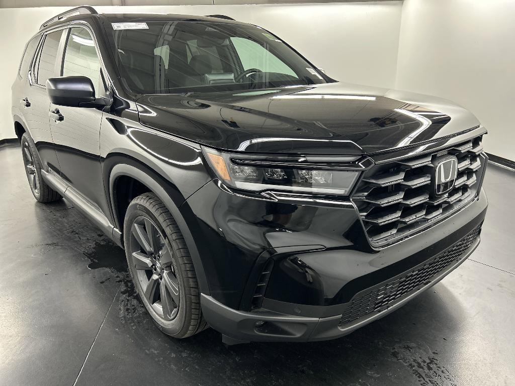 new 2025 Honda Pilot car, priced at $42,654