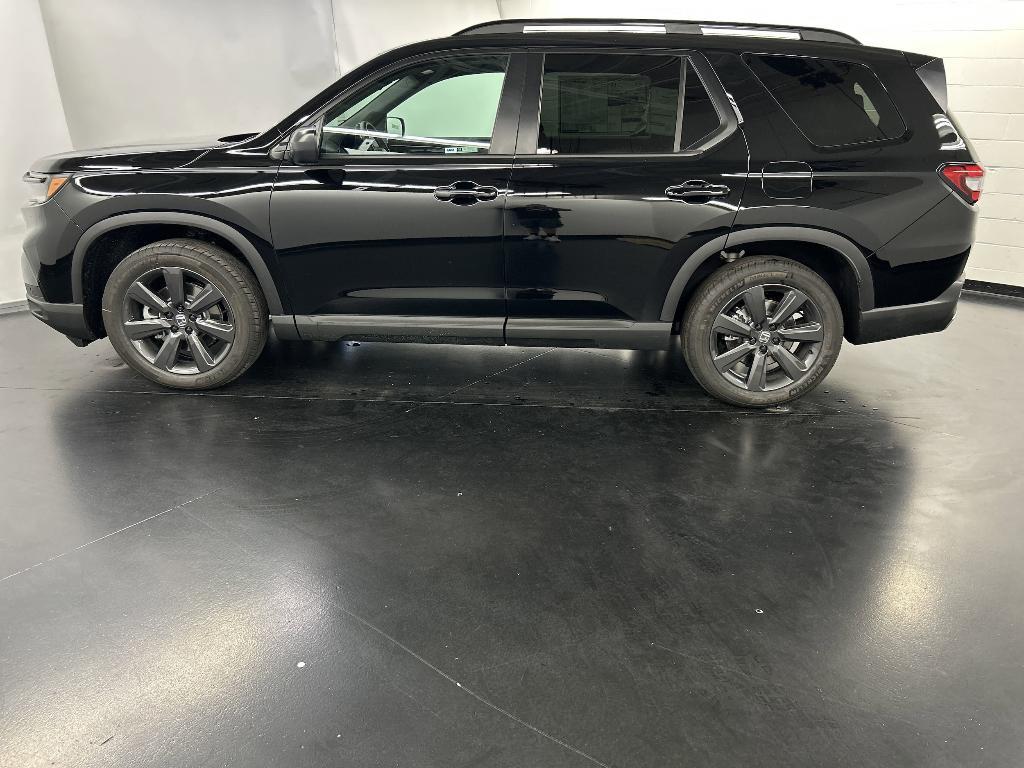 new 2025 Honda Pilot car, priced at $41,964