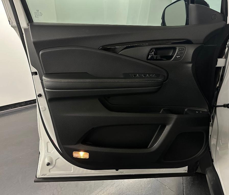 used 2023 Honda Passport car, priced at $35,498