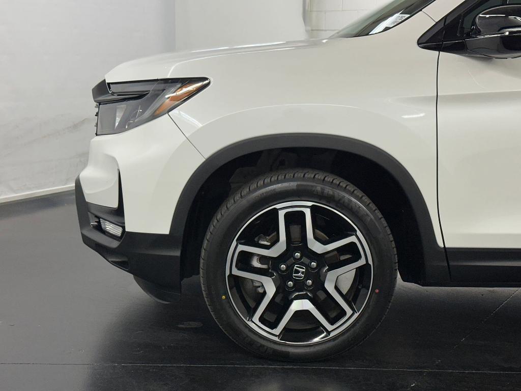 used 2023 Honda Passport car, priced at $35,498
