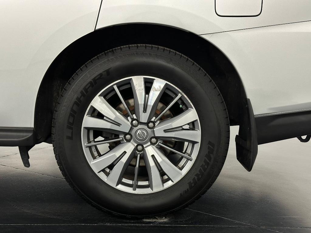 used 2020 Nissan Pathfinder car, priced at $17,496