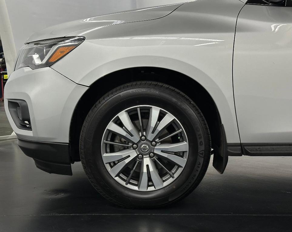 used 2020 Nissan Pathfinder car, priced at $17,496