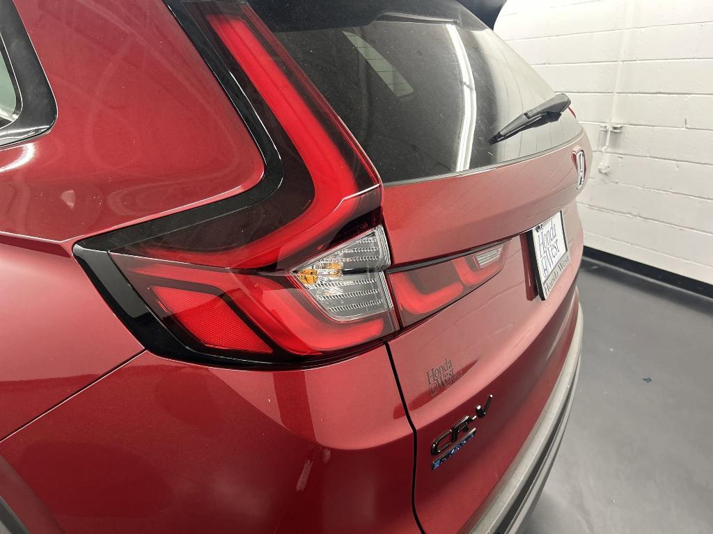 new 2026 Honda CR-V Hybrid car, priced at $37,880