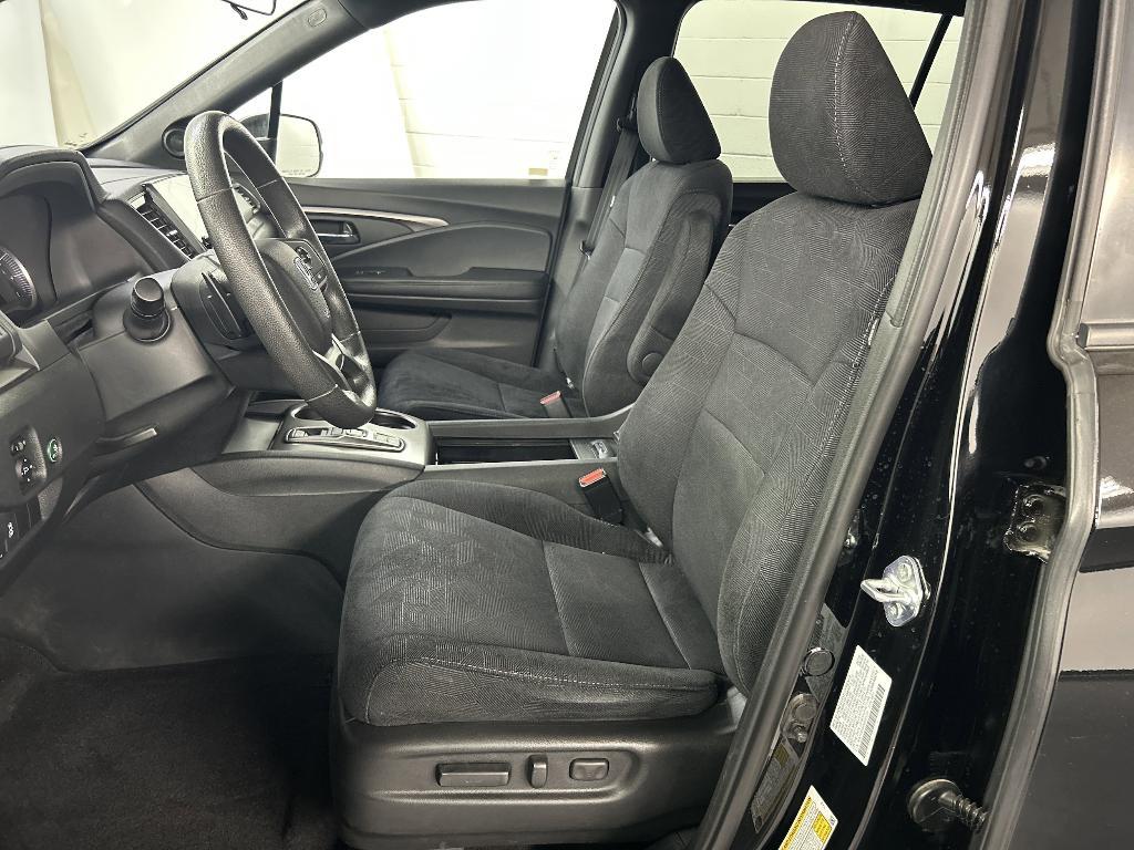 used 2022 Honda Pilot car, priced at $30,997