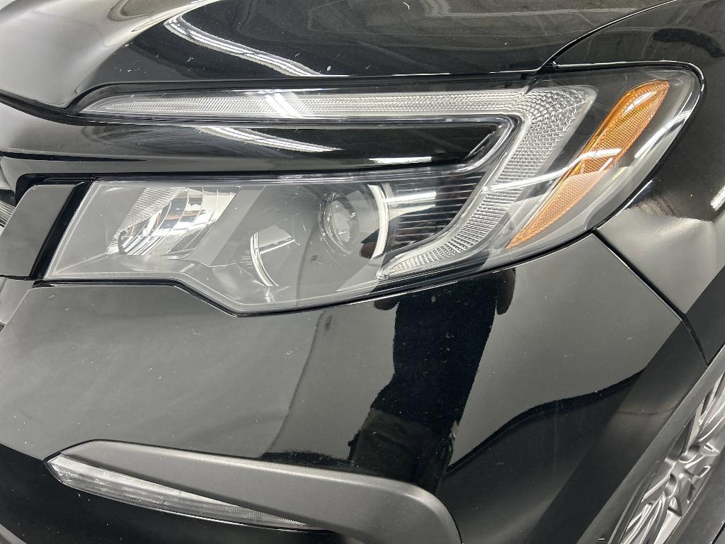 used 2022 Honda Pilot car, priced at $30,997