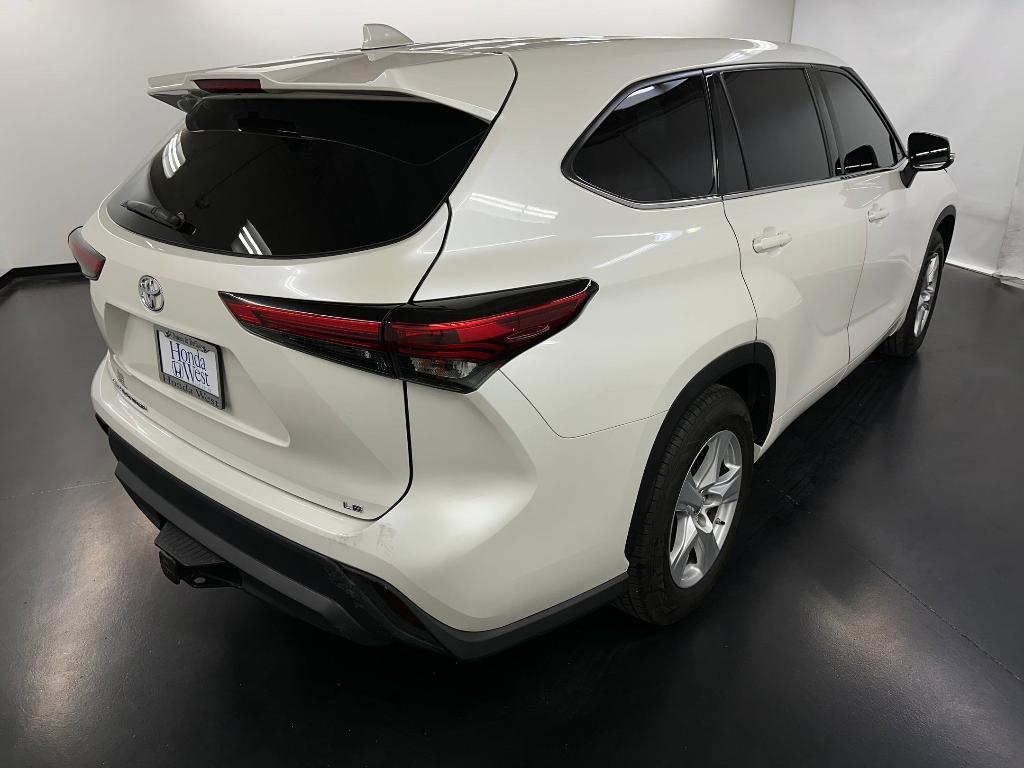 used 2020 Toyota Highlander car, priced at $18,398