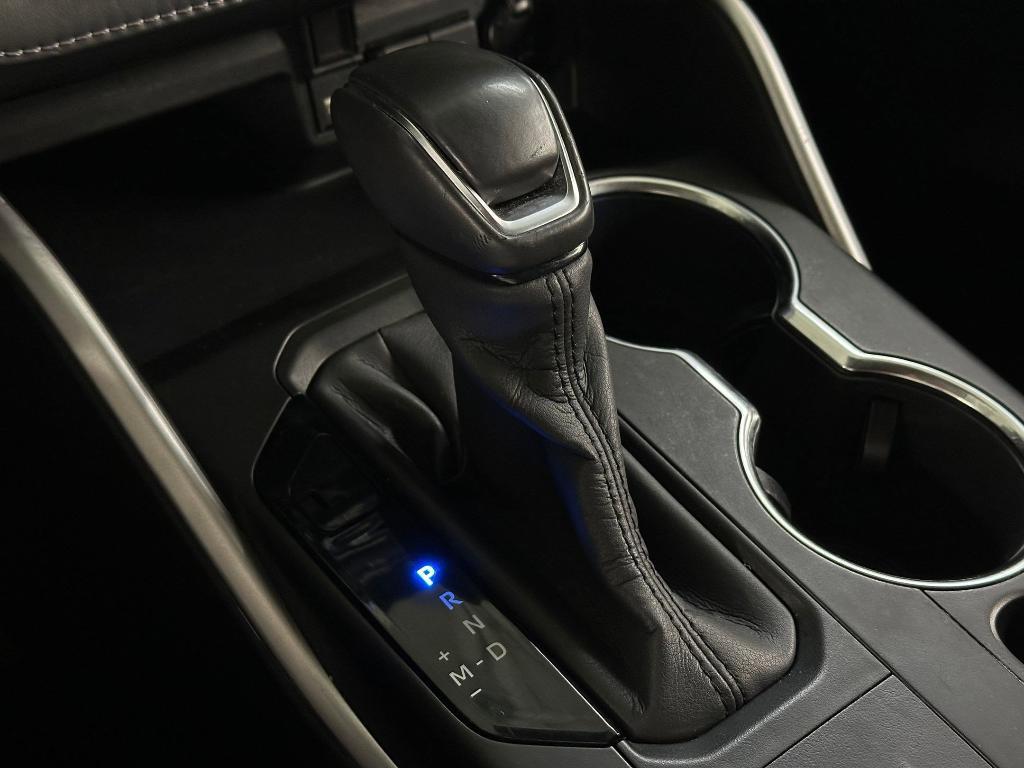 used 2020 Toyota Highlander car, priced at $18,398