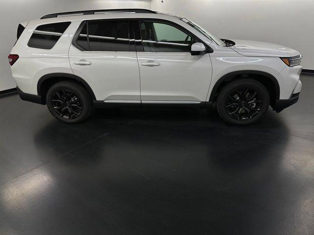 new 2025 Honda Pilot car, priced at $49,624