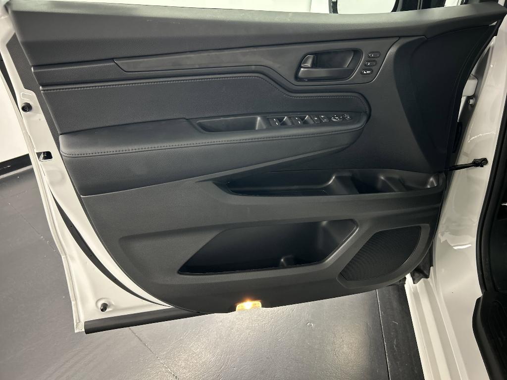 new 2025 Honda Odyssey car, priced at $42,762