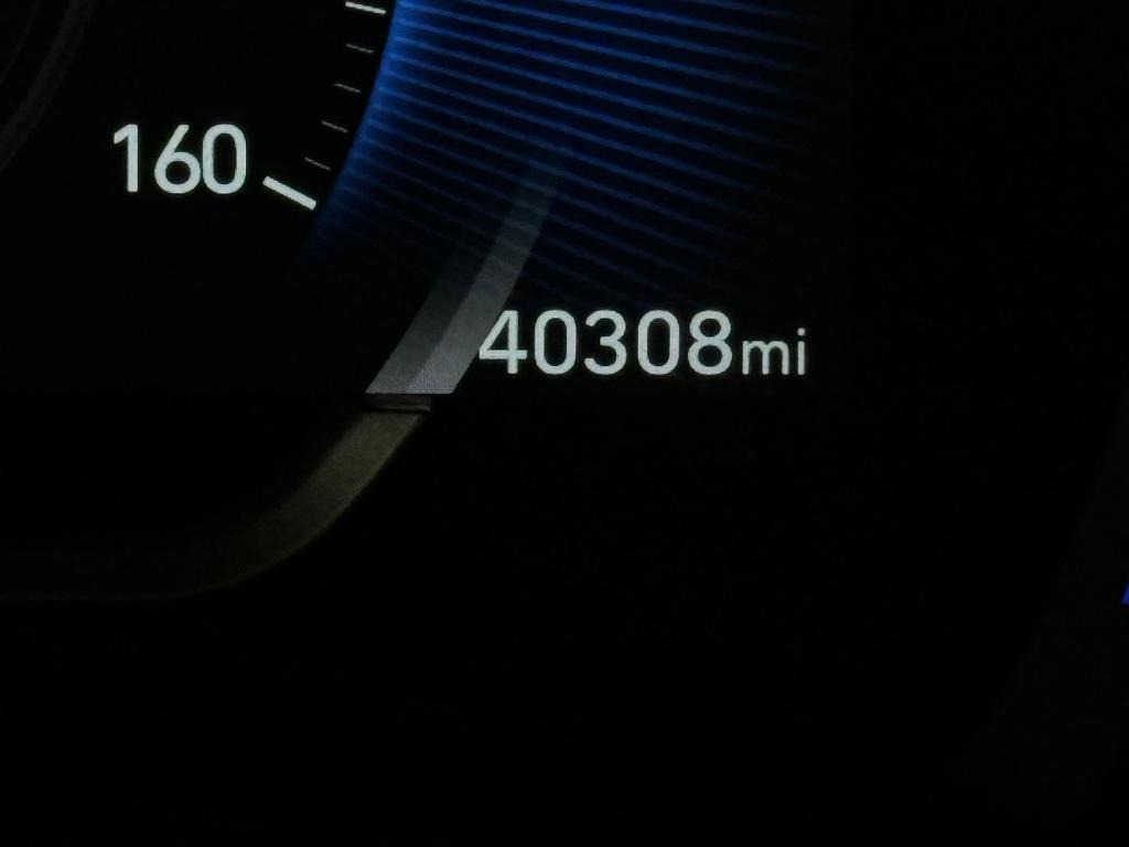 used 2020 Hyundai Santa Fe car, priced at $18,998