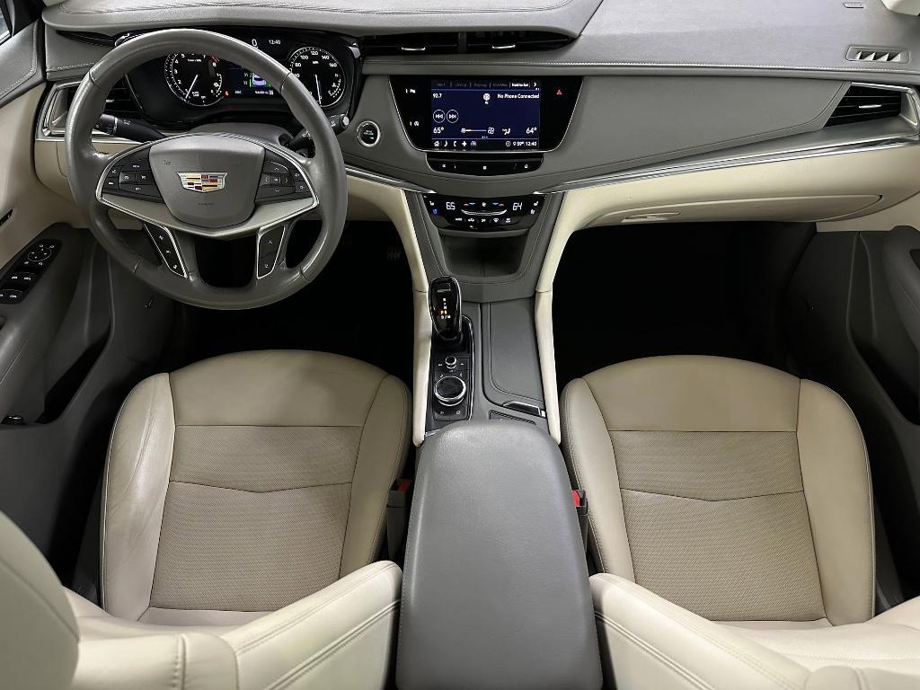 used 2020 Cadillac XT5 car, priced at $18,498