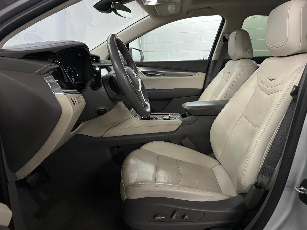 used 2020 Cadillac XT5 car, priced at $18,498