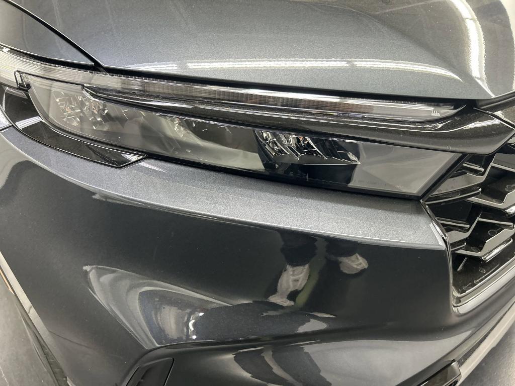 new 2026 Honda CR-V Hybrid car, priced at $37,480