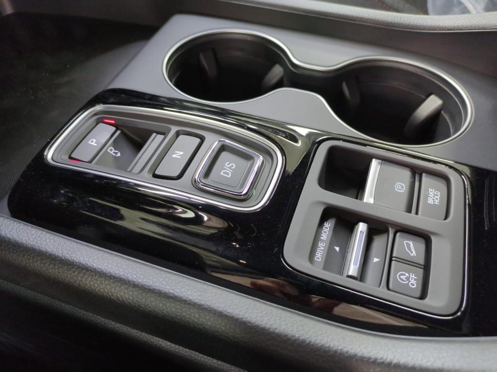 new 2025 Honda Pilot car, priced at $39,953