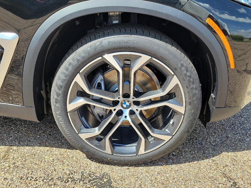 new 2026 BMW X5 car, priced at $80,025