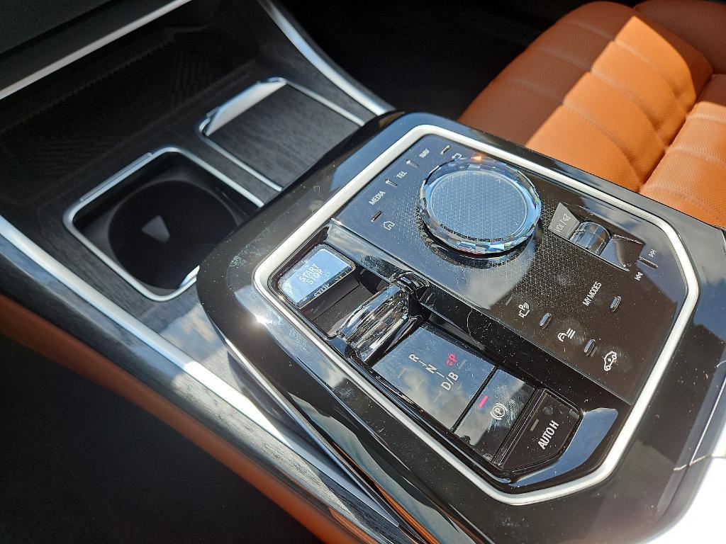 new 2024 BMW i7 car, priced at $96,995