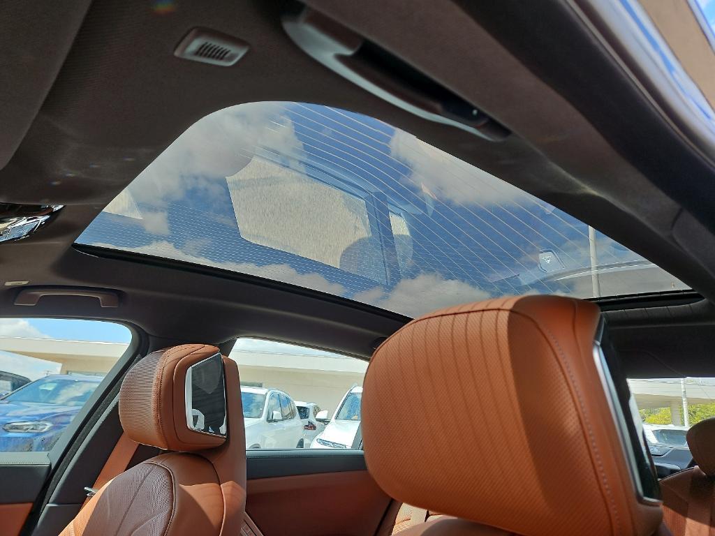 new 2024 BMW i7 car, priced at $96,995