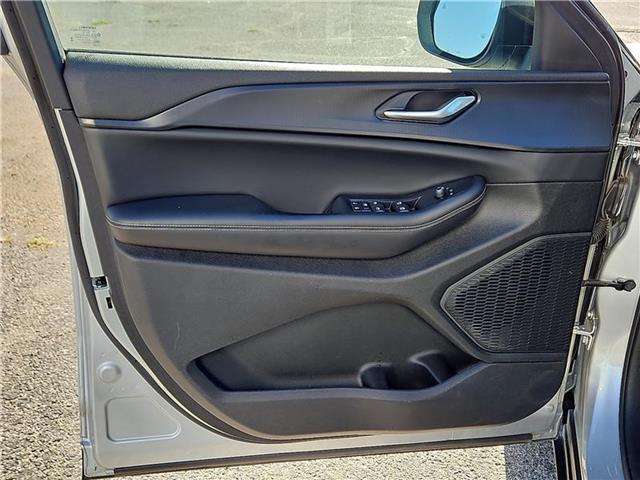 used 2024 Jeep Grand Cherokee L car