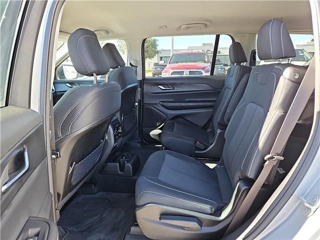 used 2024 Jeep Grand Cherokee L car