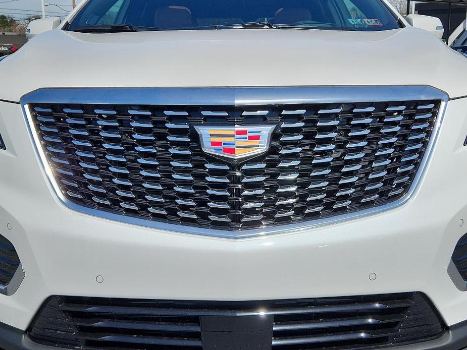 new 2024 Cadillac XT5 car, priced at $59,590