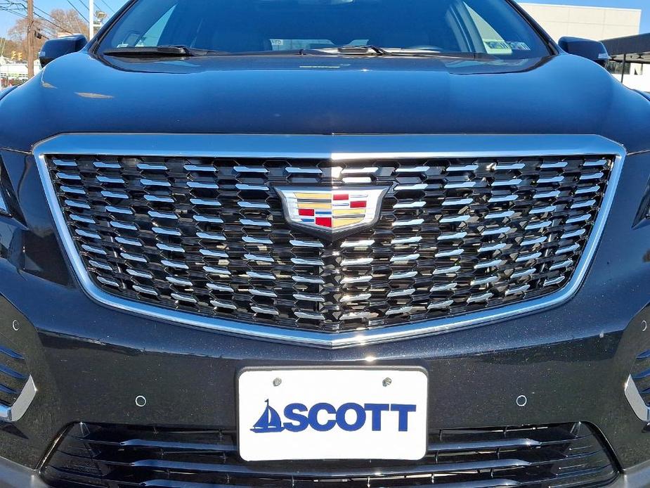 used 2024 Cadillac XT5 car, priced at $46,981