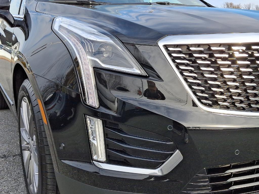 used 2024 Cadillac XT5 car, priced at $47,981