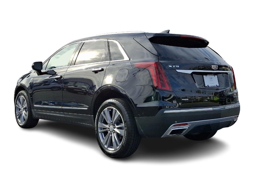 used 2024 Cadillac XT5 car, priced at $47,981