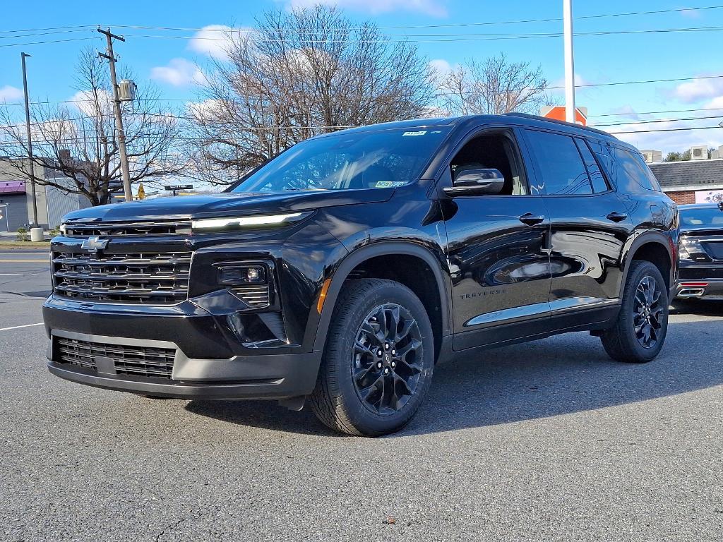 new 2025 Chevrolet Traverse car, priced at $45,280