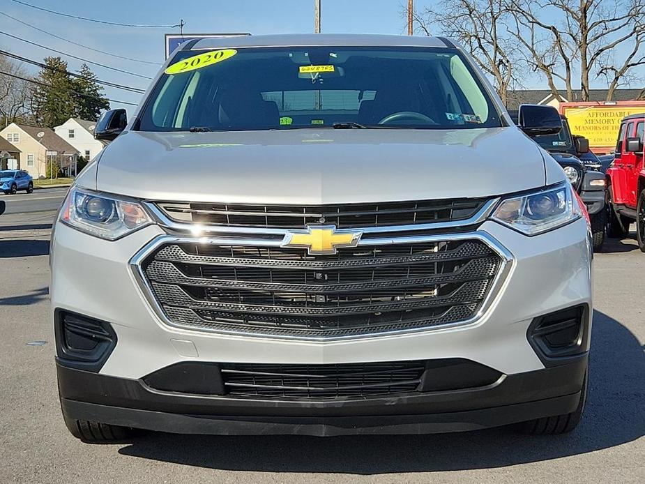 used 2020 Chevrolet Traverse car, priced at $22,981