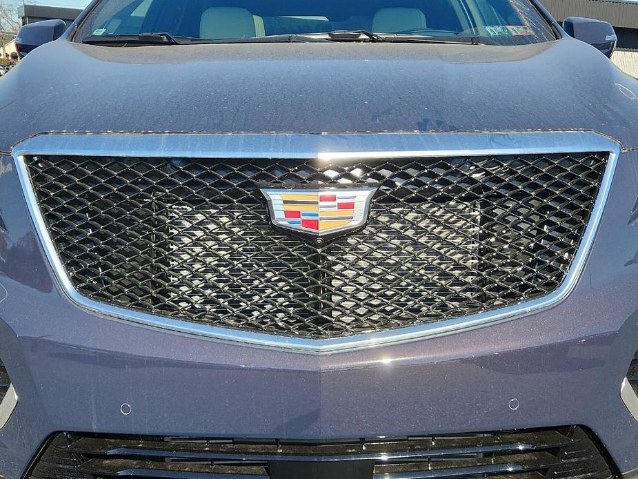 new 2025 Cadillac XT5 car, priced at $64,510