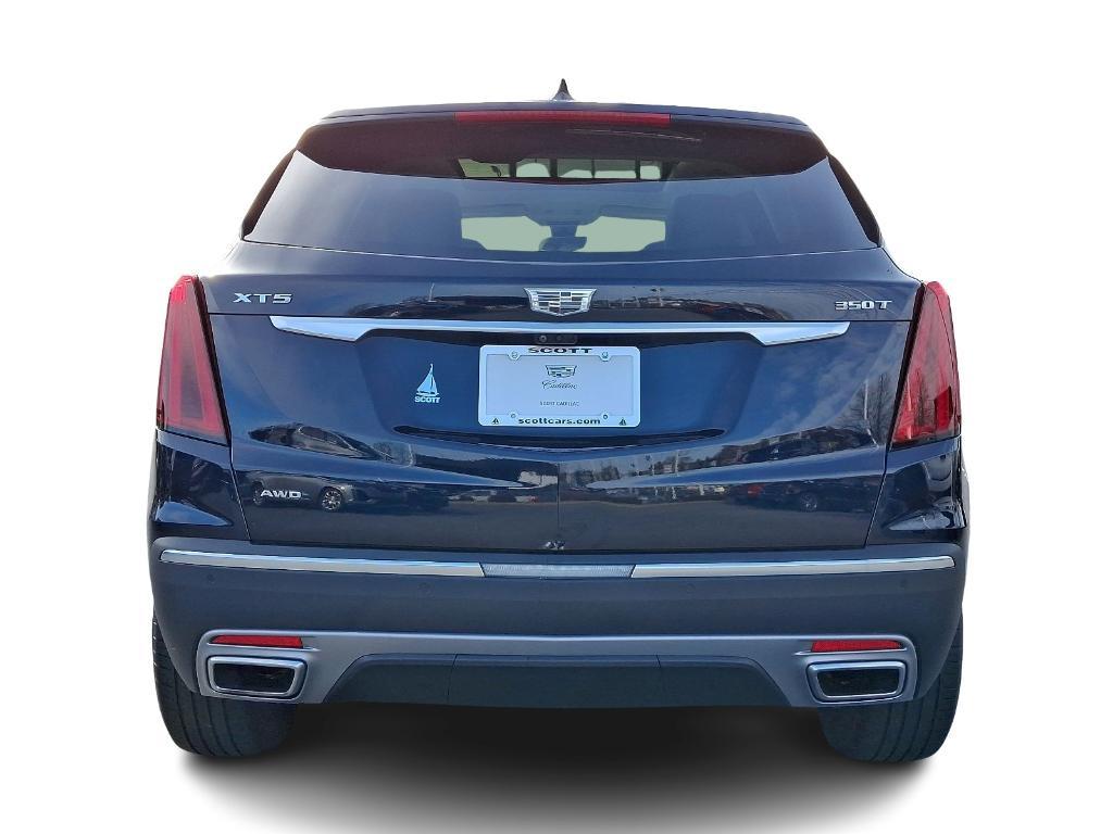 used 2021 Cadillac XT5 car, priced at $32,981